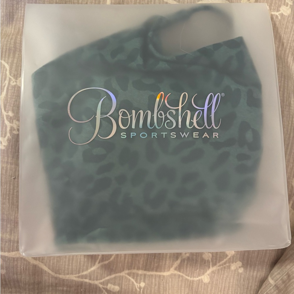❌❌SOLD❌❌Bombshell Bra - Picture 5 of 6